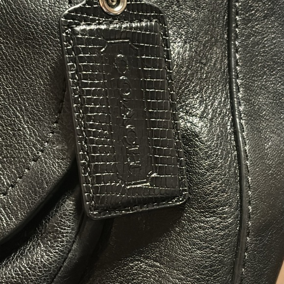 COACH Tote Bag Leather Black Solid Color - Picture 4 of 14